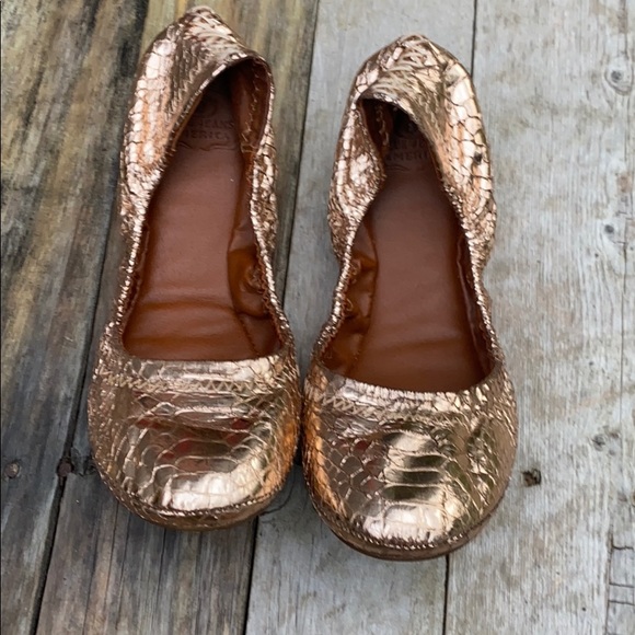 Lucky Brand Shoes - Lucky Brand | Emmie Metallic Rose Gold Snakeskin Flats Slip On Shoes | Size 6.5